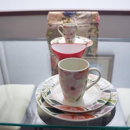 Cozy Apartment Excellent Location, Air Conditioning 卡利 外观 照片