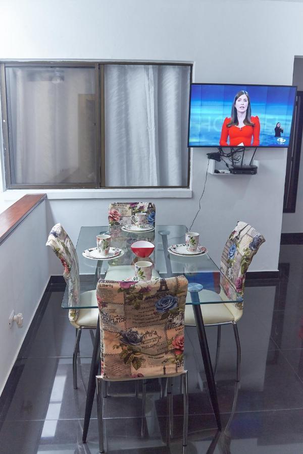 Cozy Apartment Excellent Location, Air Conditioning 卡利 外观 照片