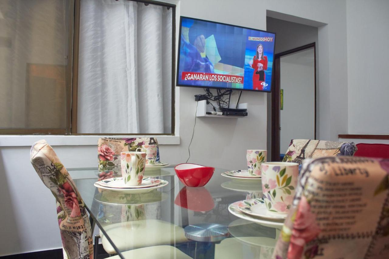 Cozy Apartment Excellent Location, Air Conditioning 卡利 外观 照片