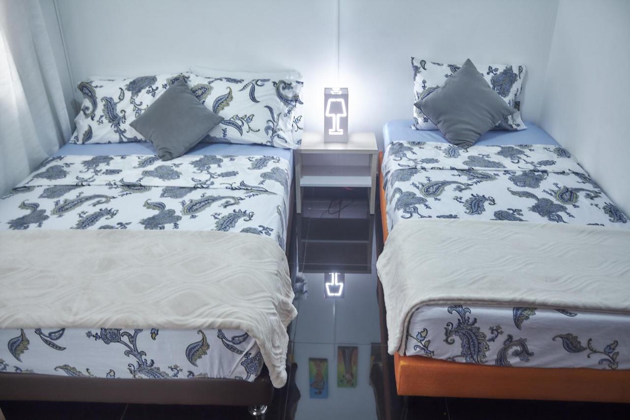 Cozy Apartment Excellent Location, Air Conditioning 卡利 外观 照片