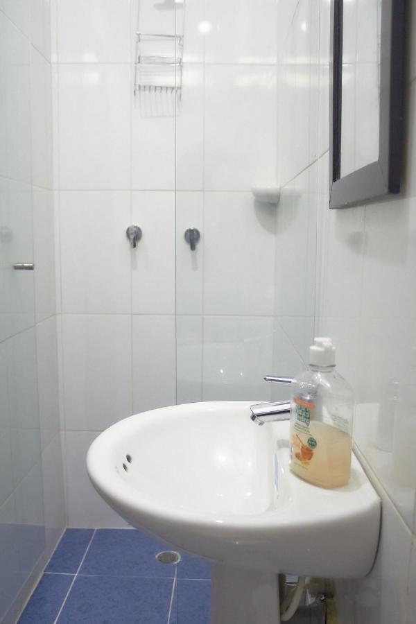 Cozy Apartment Excellent Location, Air Conditioning 卡利 外观 照片