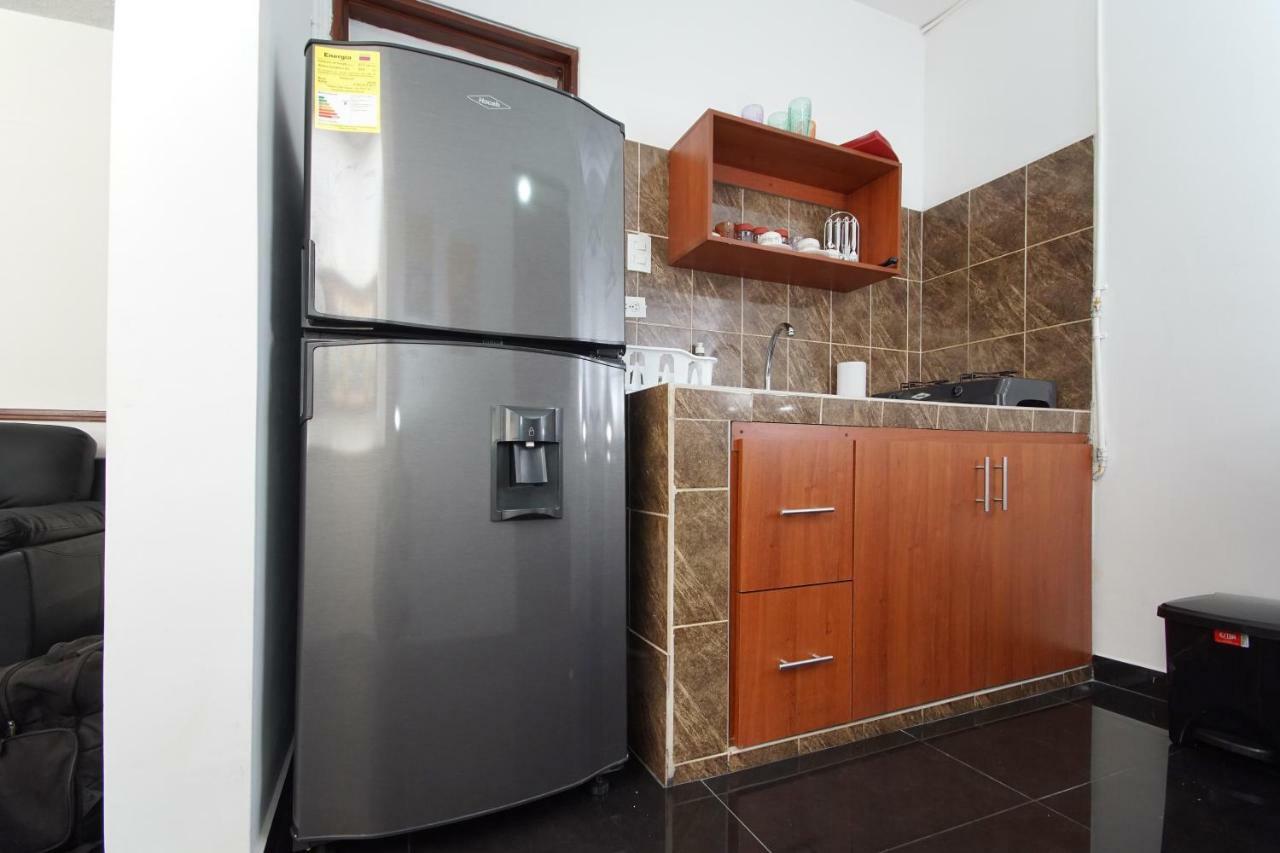 Cozy Apartment Excellent Location, Air Conditioning 卡利 外观 照片