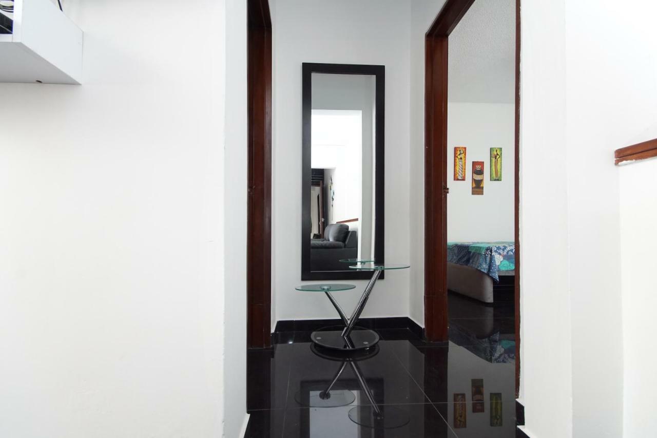 Cozy Apartment Excellent Location, Air Conditioning 卡利 外观 照片